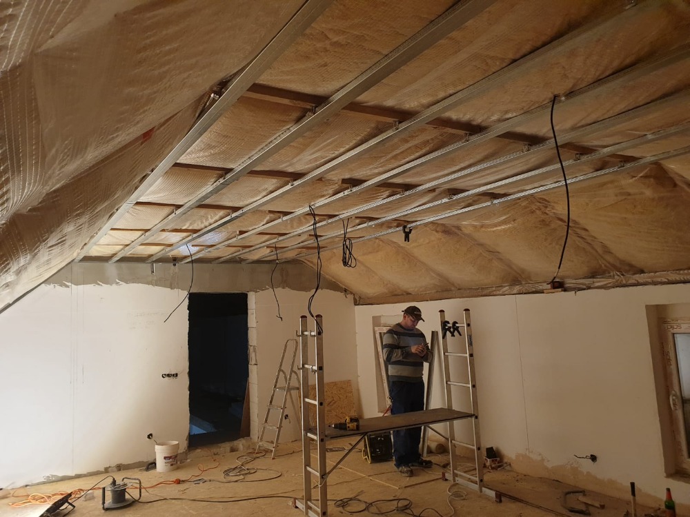 Rodinný dům Panoší Újezd – kompletní rekonstrukce - foto 32